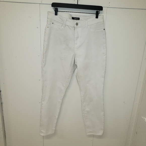 Jordache Ankle Crop Jeans Runs SMALL - Picture 3 of 5